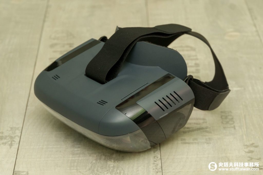 Lenovo Mirage AR頭戴顯示器