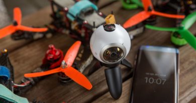 Gear 360、Galaxy S7 edge、Gear VR與穿越機情境照