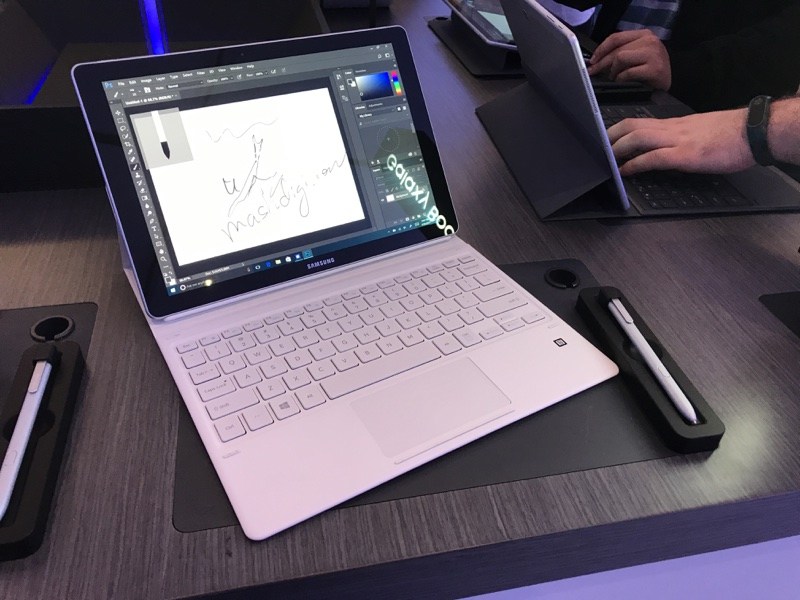 動眼看：Samsung Galaxy Tab S3、Galaxy Book兩者相似，但又有明顯不同