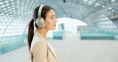 Sony MDR-1000X無線降噪耳機情境照