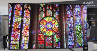 Samsung QLED TV電視畫質突破極限！客廳中最美的藝術品