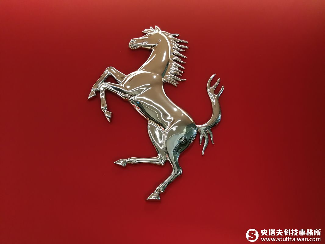 依照義大利原廠最高CI規格打造：Ferrari法拉利臺中展示中心直擊