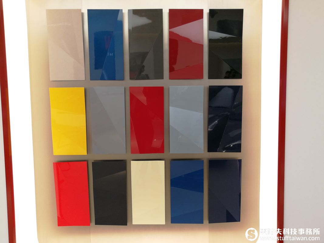 依照義大利原廠最高CI規格打造：Ferrari法拉利臺中展示中心直擊
