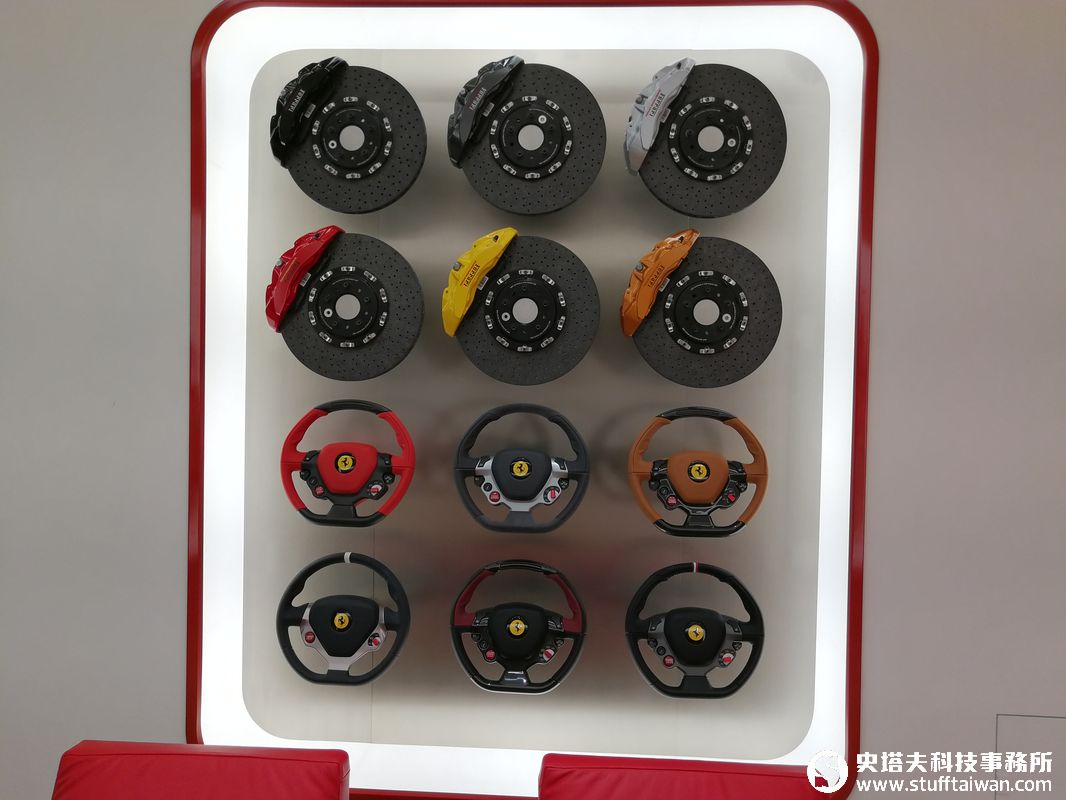 依照義大利原廠最高CI規格打造：Ferrari法拉利臺中展示中心直擊