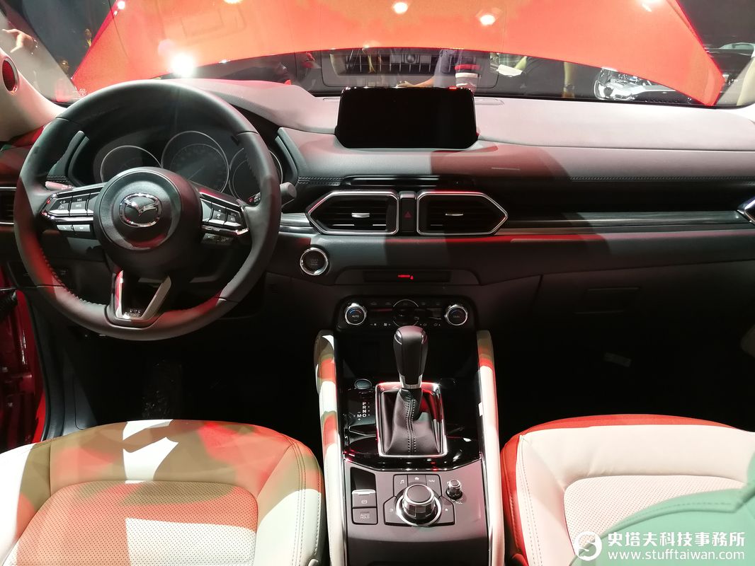 MAZDA CX-5全新改款上市：純日系、熱血魂動紅開上路讓人羨慕吧！