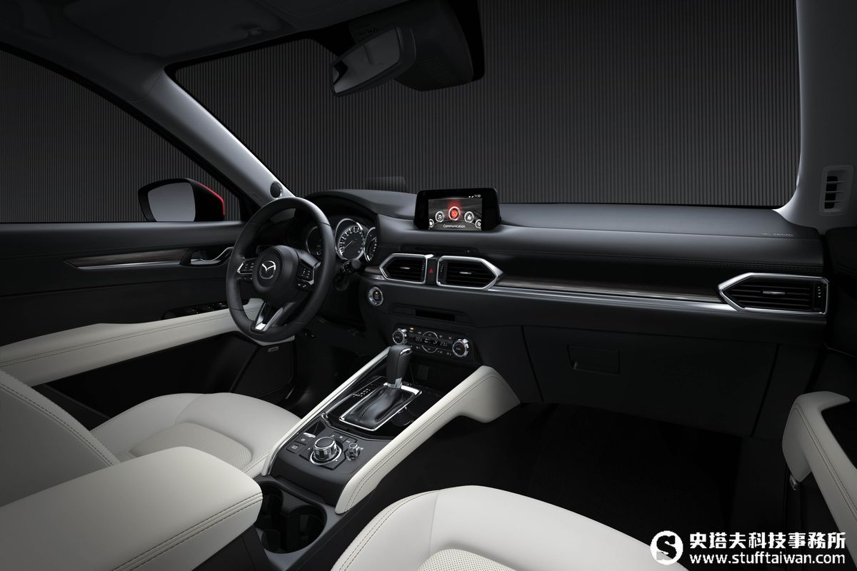 MAZDA CX-5全新改款上市：純日系、熱血魂動紅開上路讓人羨慕吧！