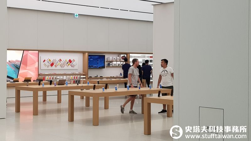 現場直擊台灣第一家Apple直營店長怎樣！準備迎接7/1正式開幕