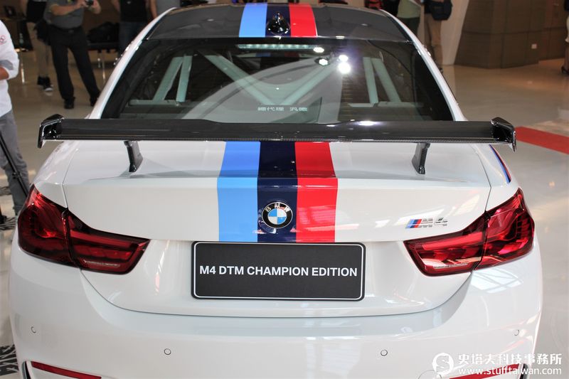 1/200限量賽車BMW M4 DTM Champion Edition 立馬就能開上賽道！