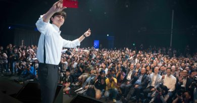 孔太太們瘋狂！亞太區代言人孔劉來台宣傳ASUS ZenFone 4系列