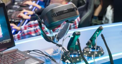 Lenovo Explorer與動作控制器