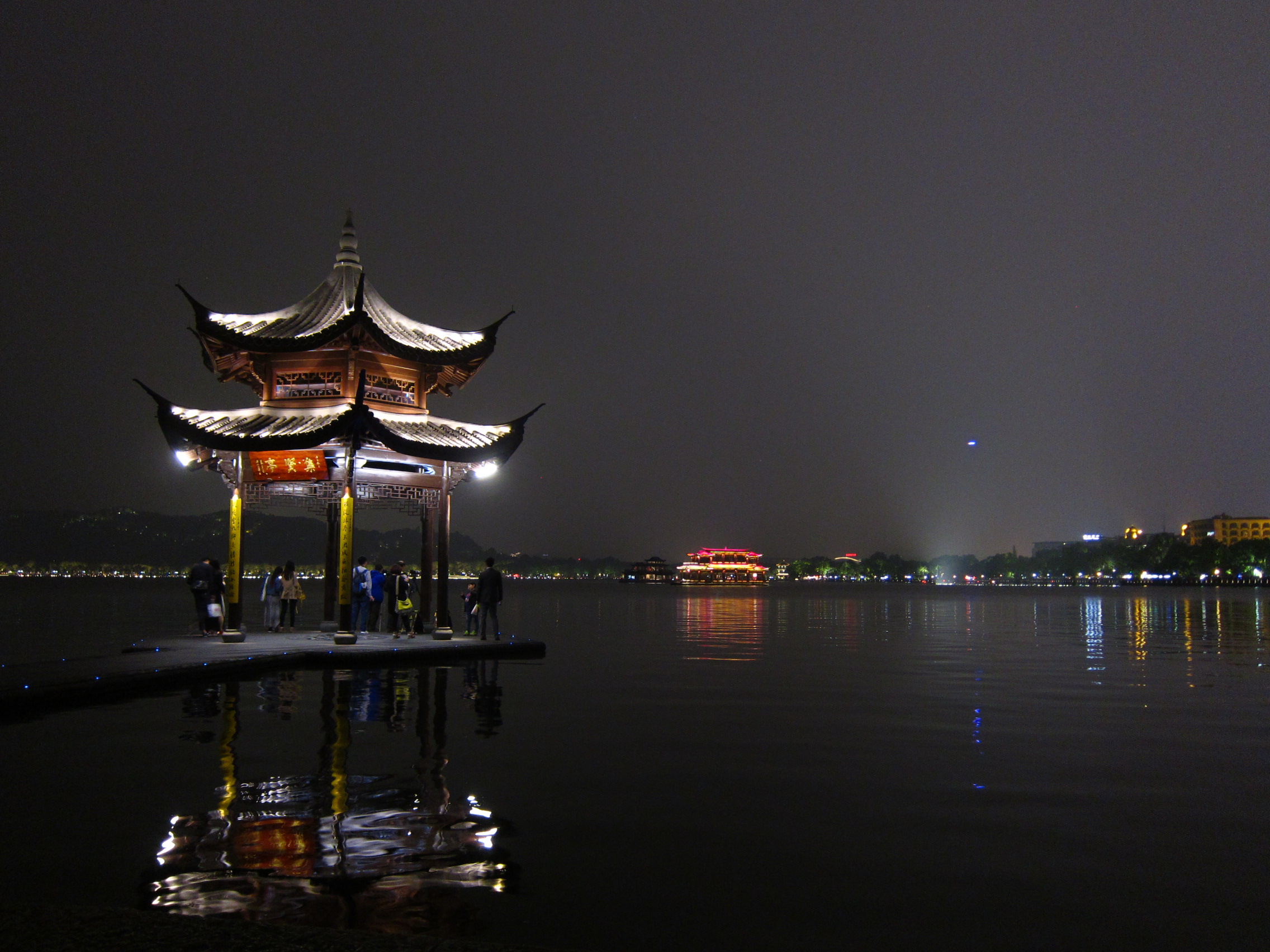 全球五大最佳賞月城市離你最近的就是台北101