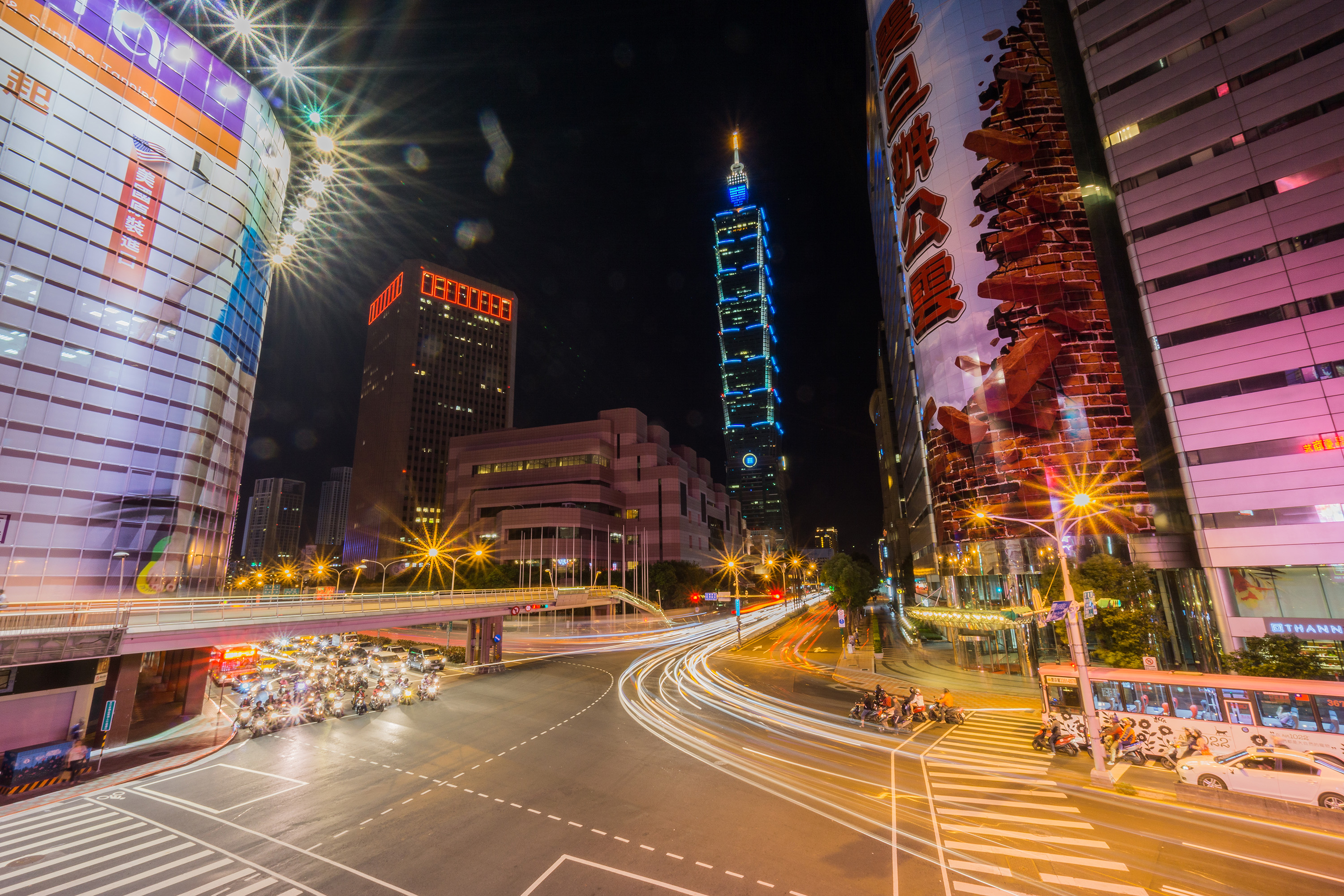 全球五大最佳賞月城市離你最近的就是台北101