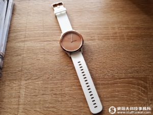 這智慧錶還真好看！第三代Garmin vívomove HR指針腕錶時尚滿點