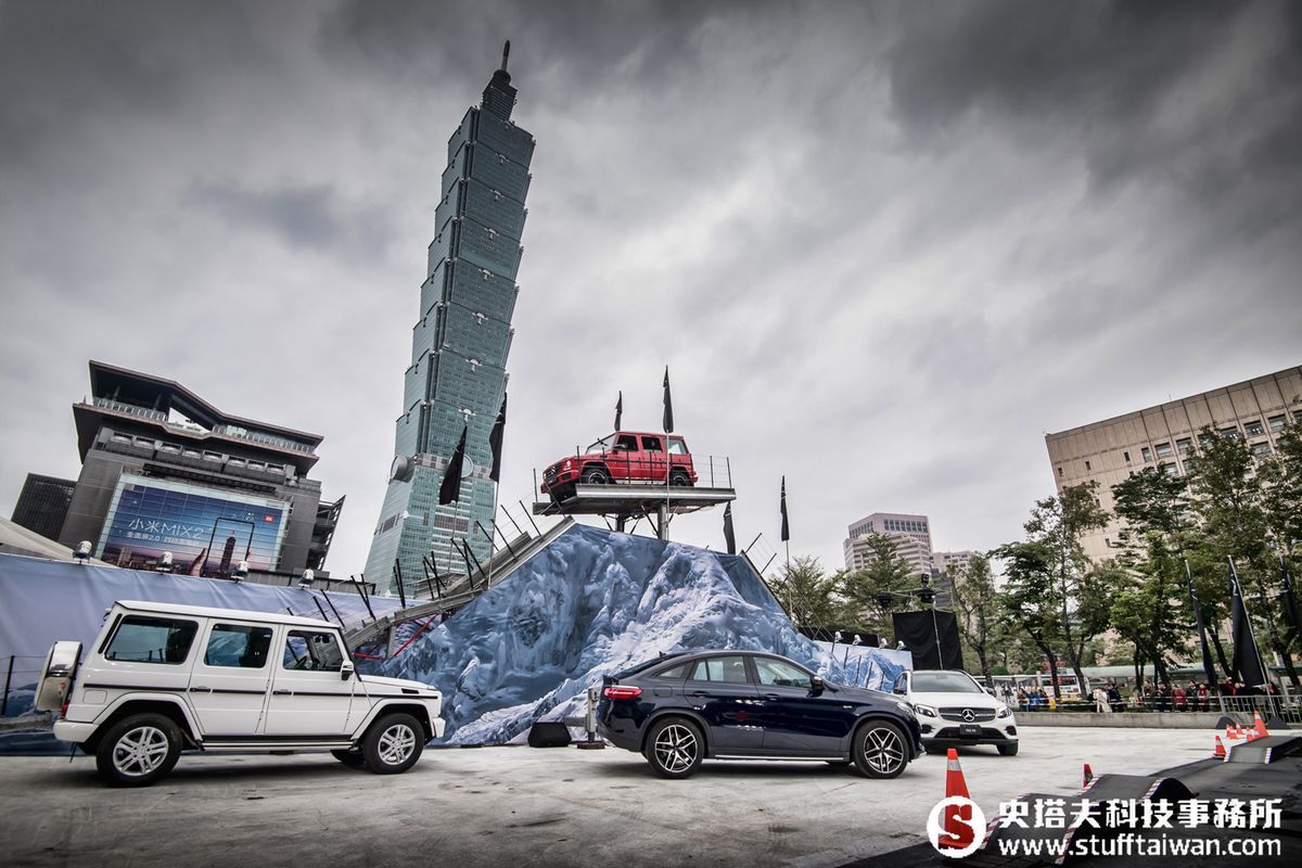 Mercedes-Benz越野王G-Class的頂尖對決！鋼鐵山再度登台