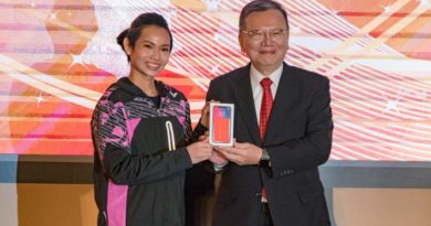 中華電信董事長鄭優及世界球后戴資穎