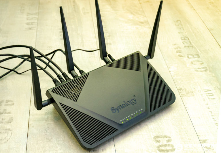 Synology RT2600ac路由器