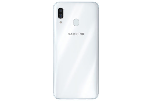 Galaxy A30炫光白_背面 Galaxy A30炫光白_背面