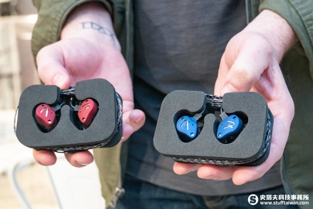 Fender PRO IEM TEN-2金屬藍、消光紅