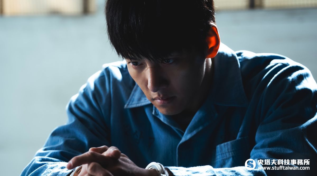 Disney+復仇韓劇《操控遊戲》池昌旭黑化狂飆演技，D.O. 都敬秀首度挑戰「眼神清澈的瘋子」反派