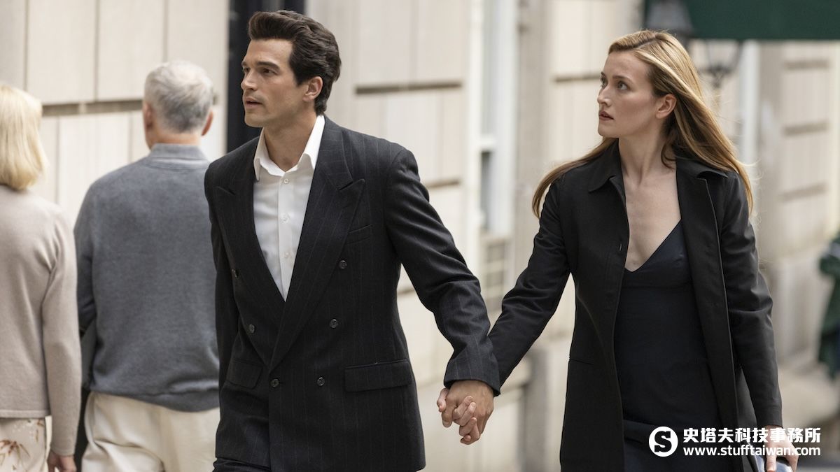 4千萬小時觀看破紀錄！Disney+傳奇影集《愛情故事：甘迺迪與貝塞特》重現九零年代世紀絕戀