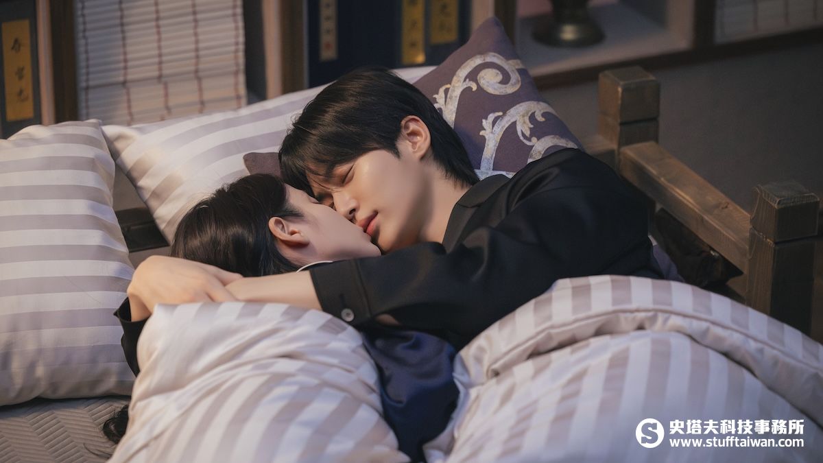 Disney+《21世紀大君夫人》IU、邊佑錫霸氣護妻寫下14.6%巔峰紀錄，戲外大談戀愛觀互補