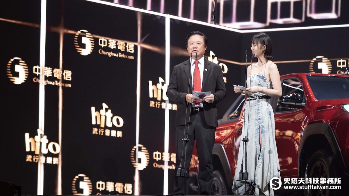 中華電信5G網路助陣台北小巨蛋！董事長簡志誠現身2026 hito流行音樂獎