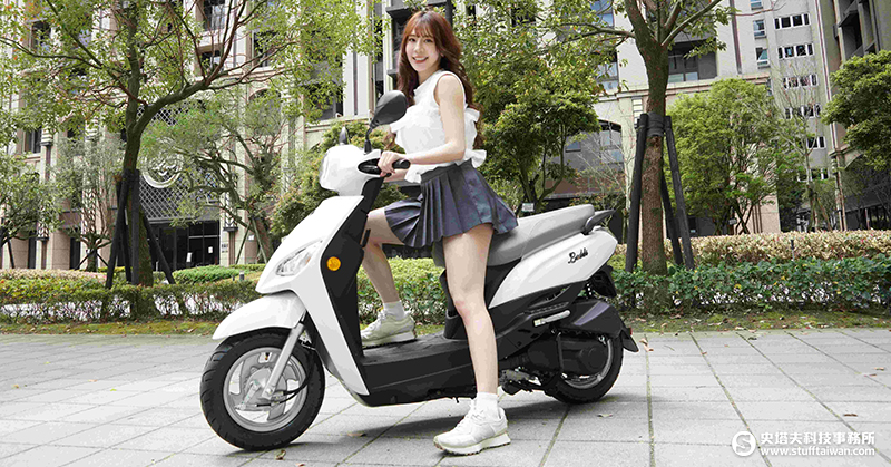 最適合媽媽的代步車！光陽淑女車款Laddi 115輕巧省油、四年保固，強打47,500元起